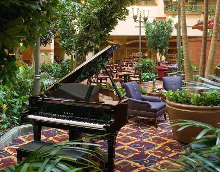 Embassy Suites North Charleston Airport Hotel Convention Экстерьер фото