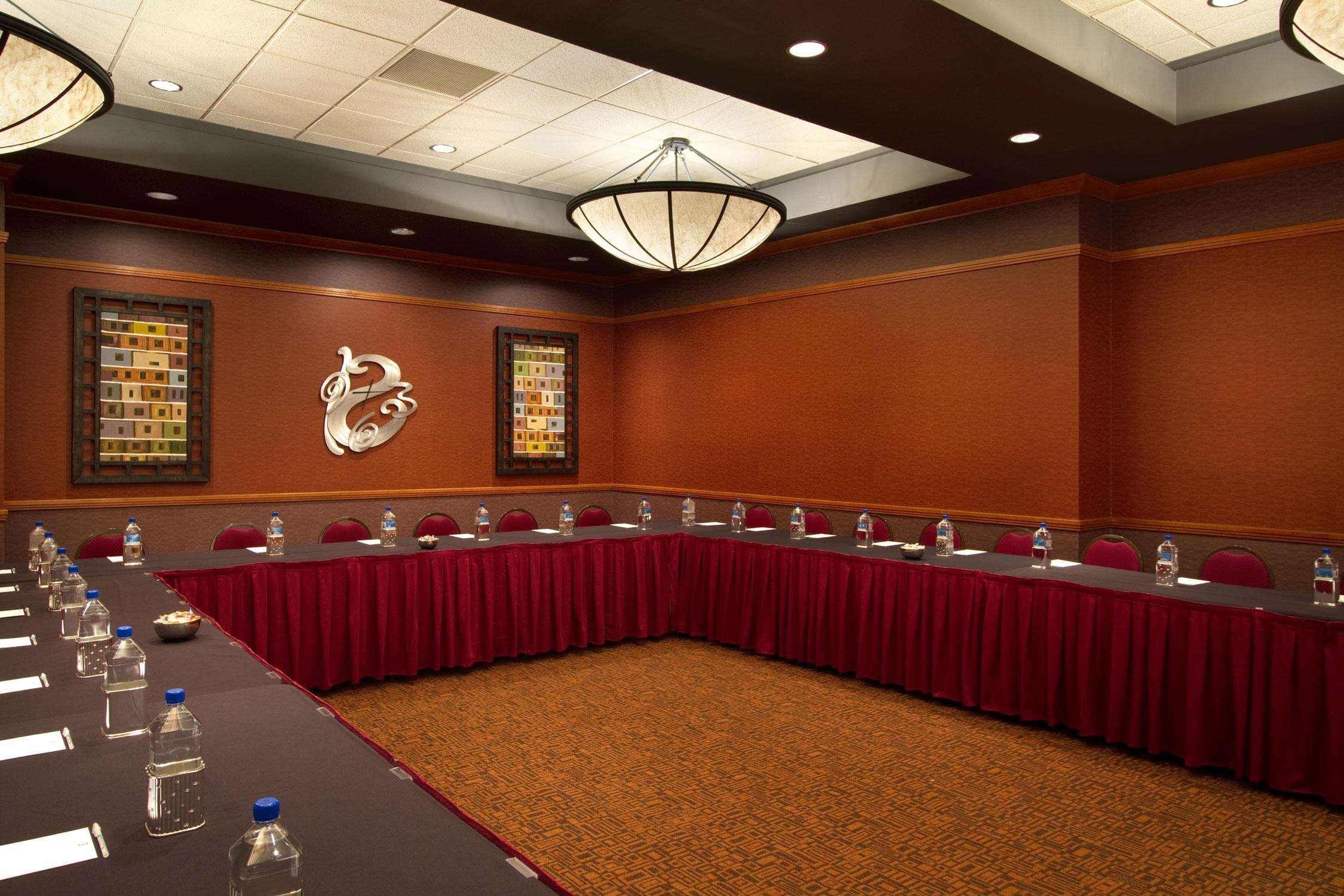 Embassy Suites North Charleston Airport Hotel Convention Экстерьер фото