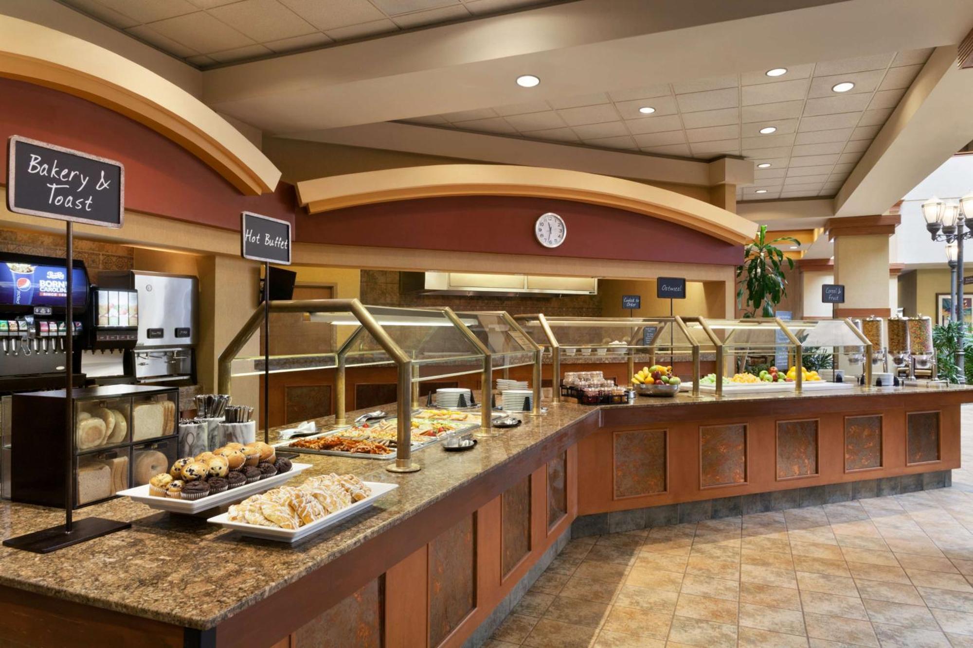 Embassy Suites North Charleston Airport Hotel Convention Экстерьер фото