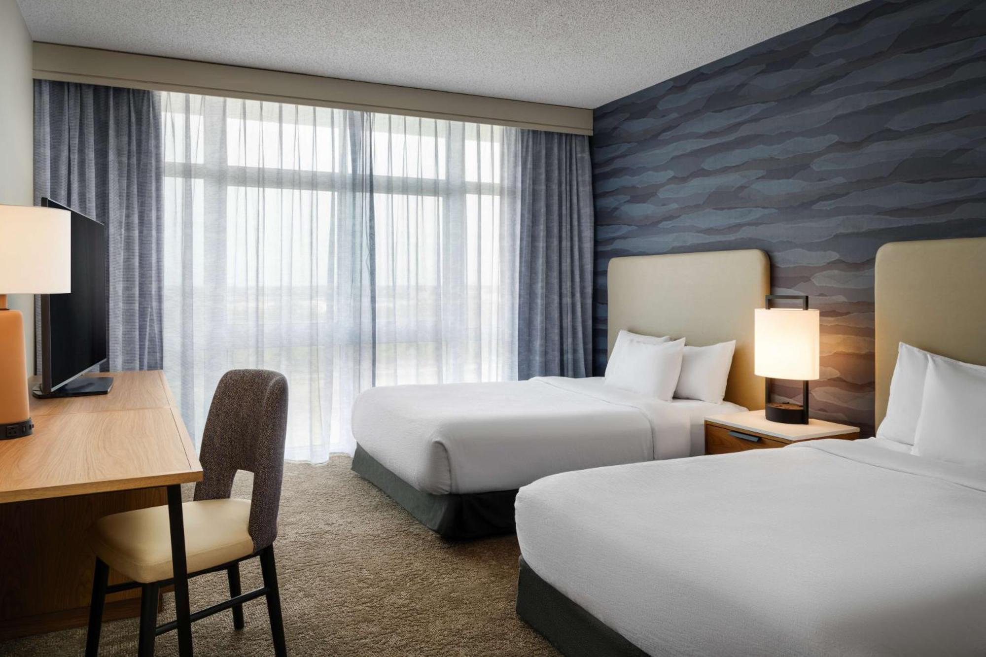 Embassy Suites North Charleston Airport Hotel Convention Экстерьер фото