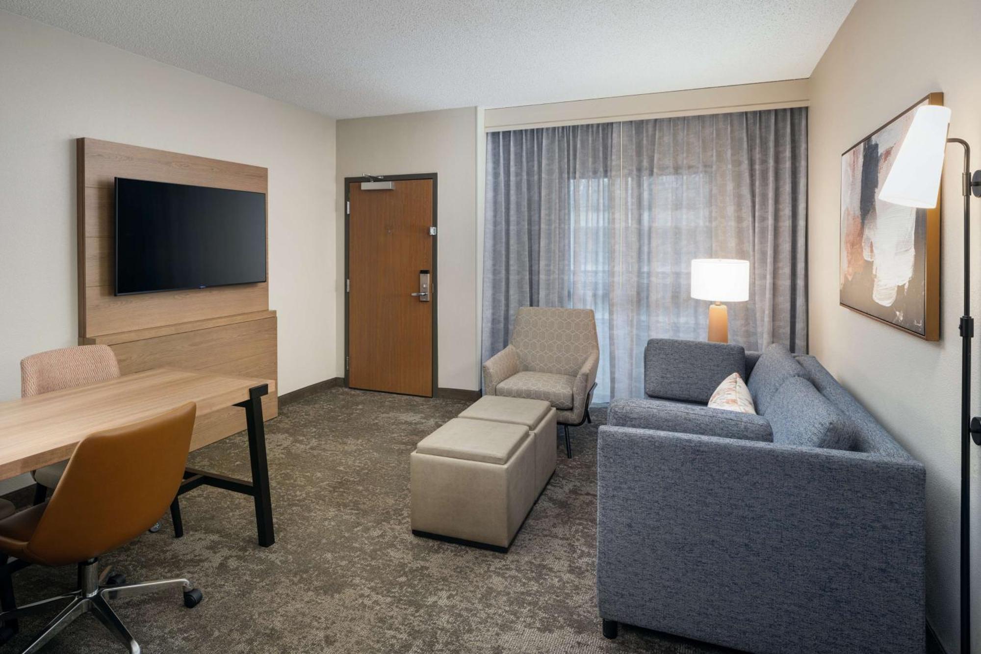 Embassy Suites North Charleston Airport Hotel Convention Экстерьер фото